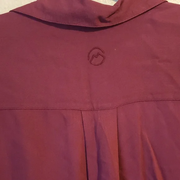 Magellan Outdoors Red Cuffed Sleeve Blouse with Notched Collar - Picture 5 of 8